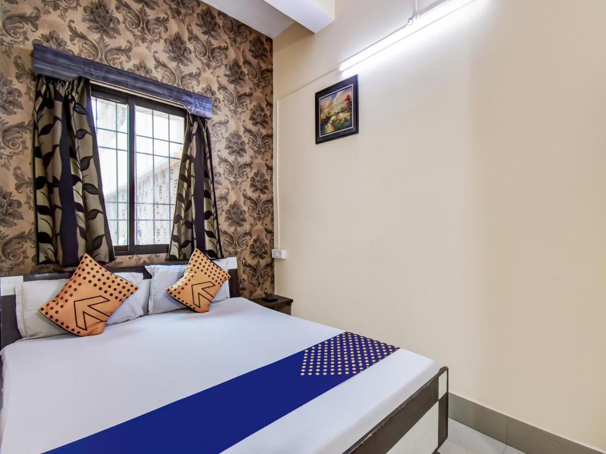 Spot On 78443 Hotel Bharat Rourkela Bagian luar foto